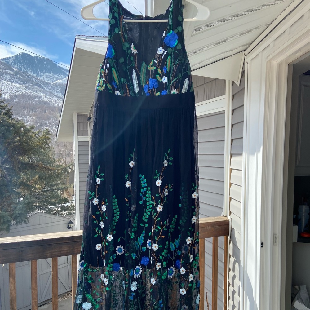 Floral embroidered midi dress